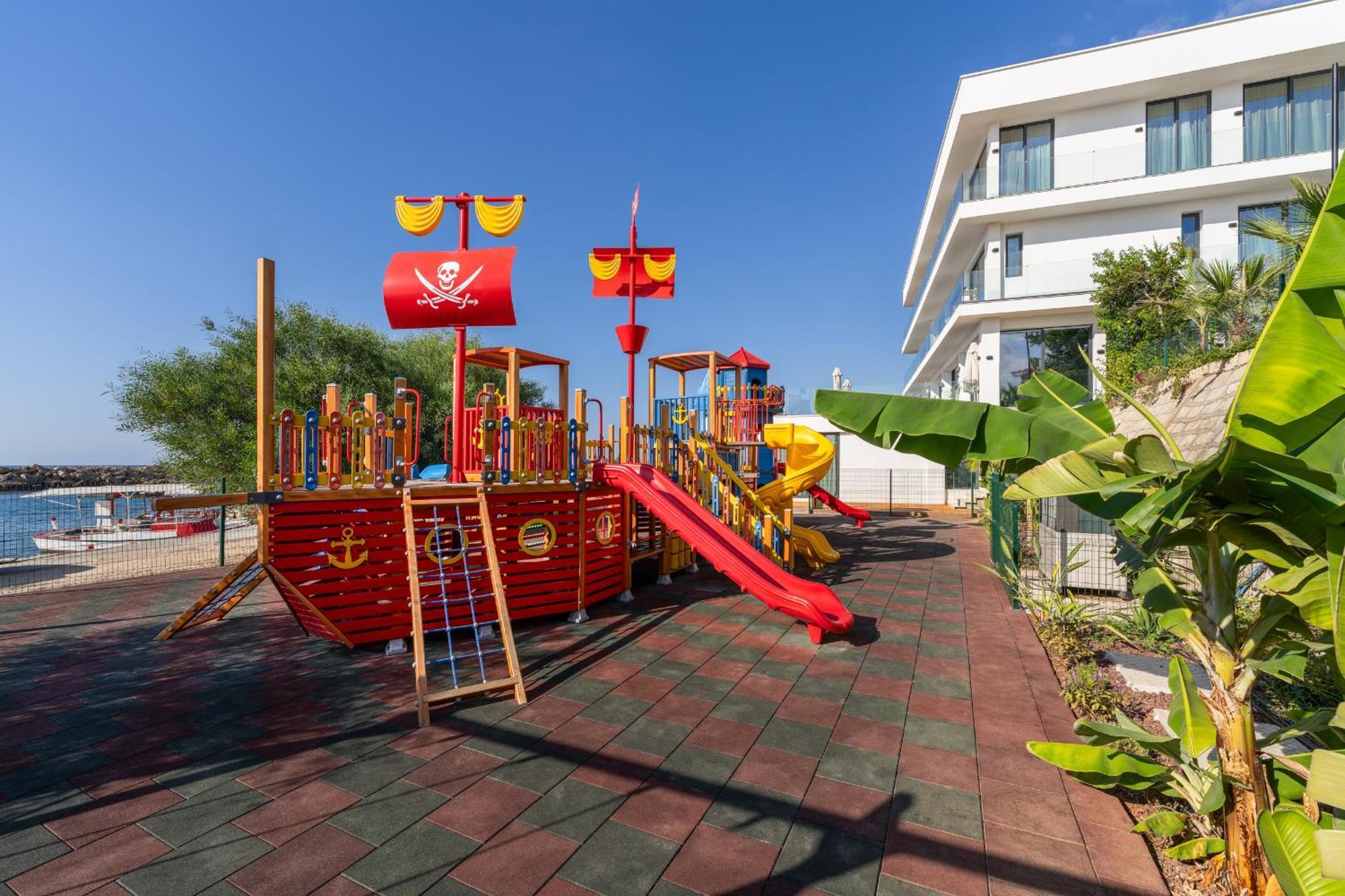 Blue Sea Karpasia Hotel Rizokarpaso Ngoại thất bức ảnh